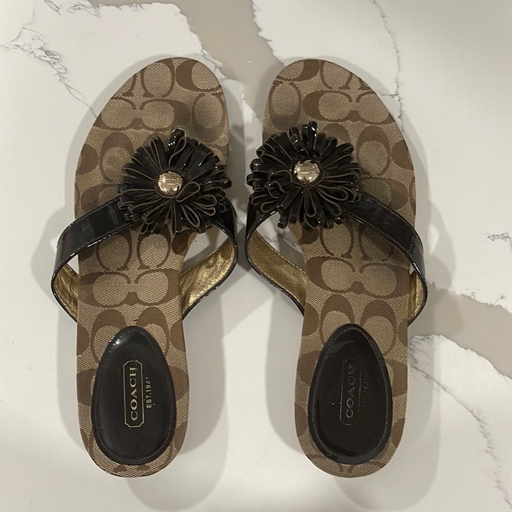 Coach “Skye” thong sandals size 9.5, brown patent leather